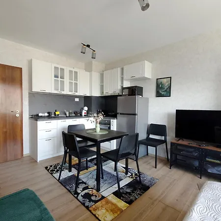 Jade - With Parking Várna